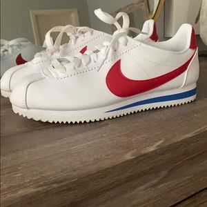 Nike Cortez size 8